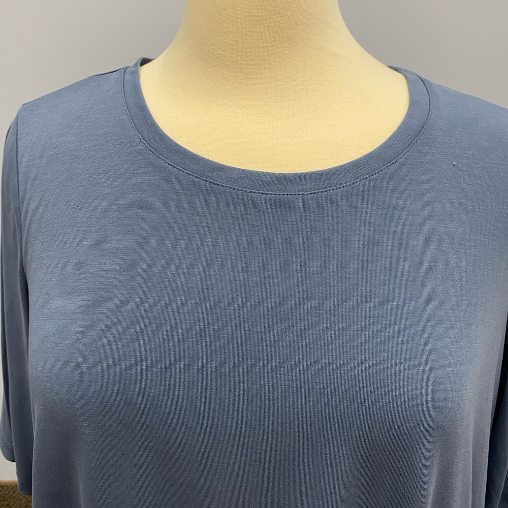 Shirt - Picture 4 of 8